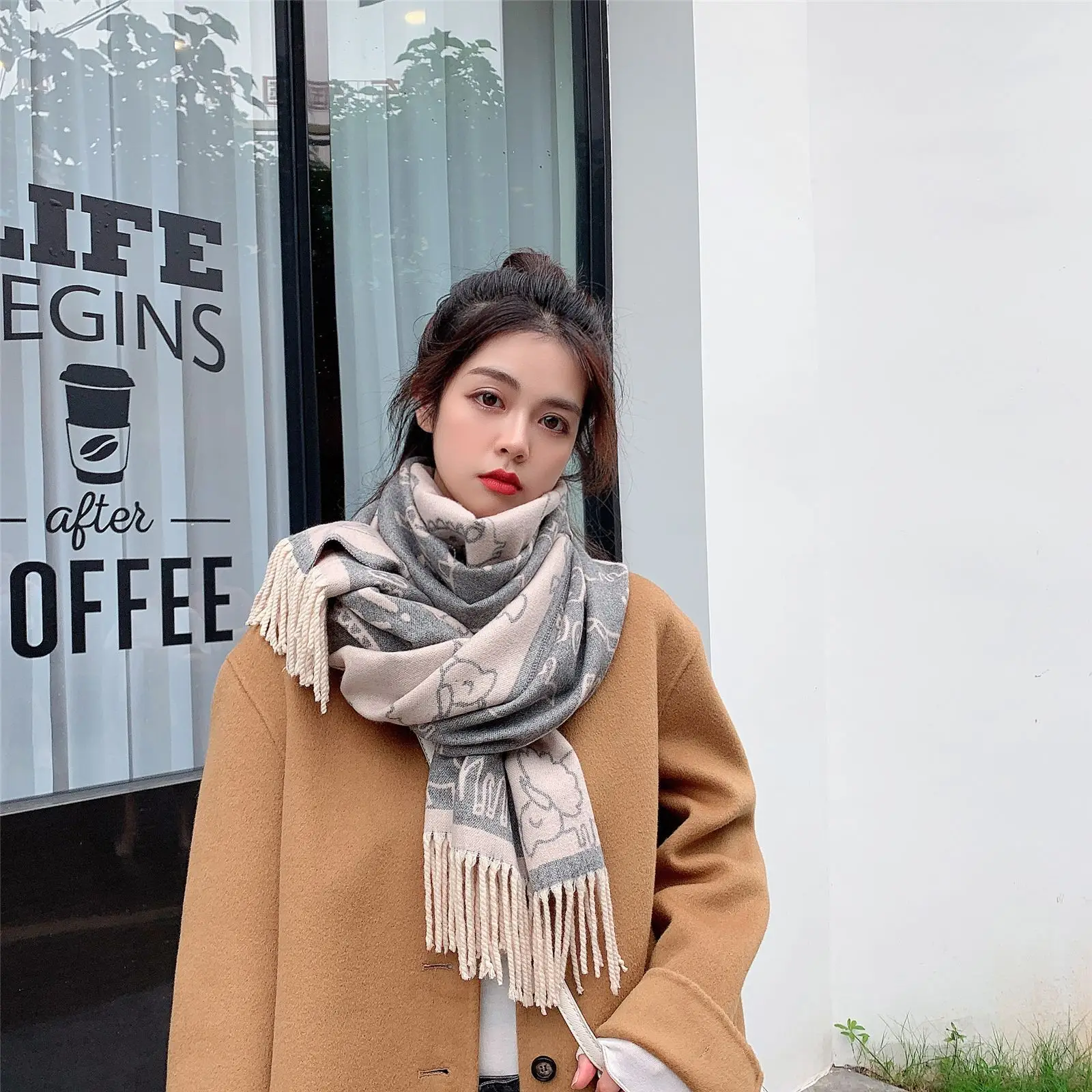 Wholesale Korea cute little dinosaur print tassel scarf cashmere shawl autumn and winter windproof scarf