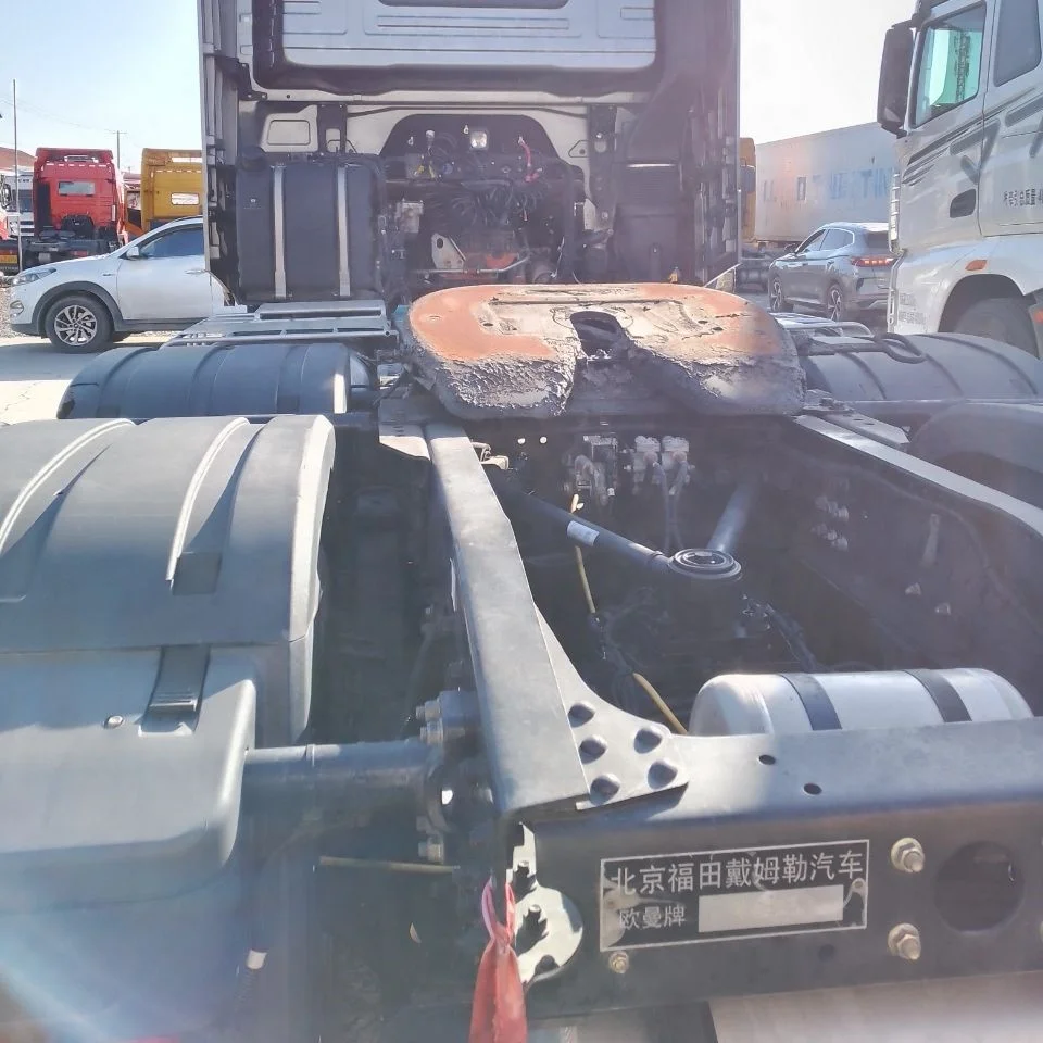 Foton Auman Silver Hebei 680 л.с. 6x4 автоматическая передача Подержанный трактор