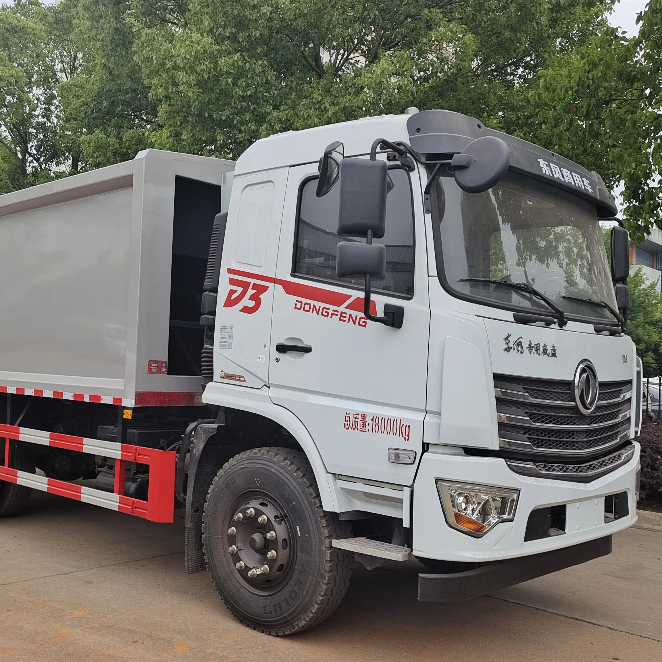 Dongfeng мусоровоз шасси сбор и перенос бытовых отходов 13 квадратных мусоровозов
