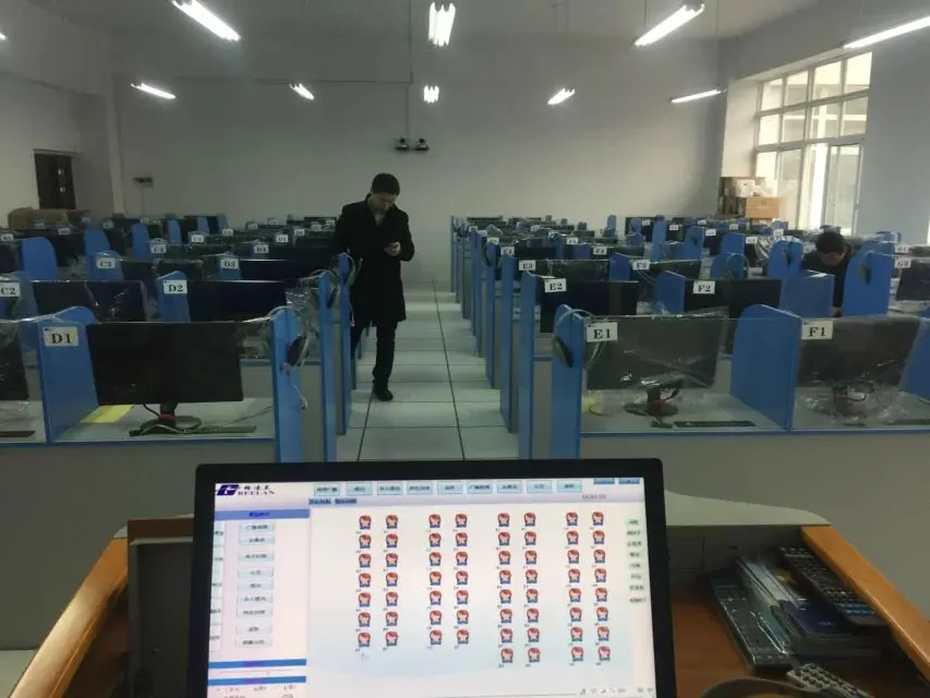 Multimedia classroom language teaching equipment