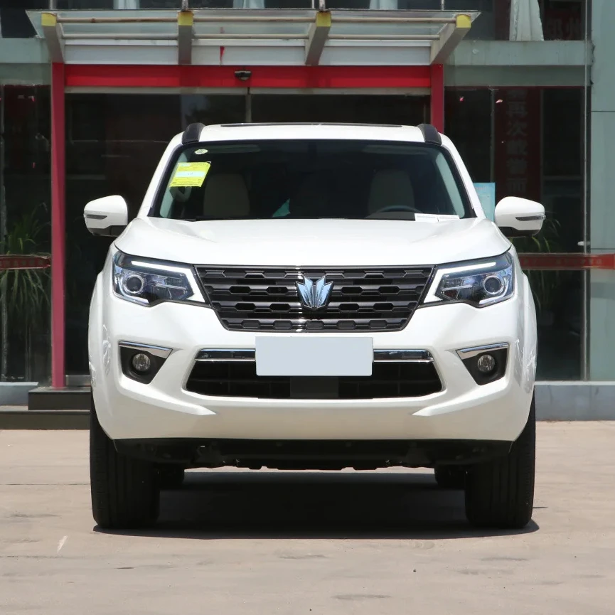 Nissan Paladin 2023 2,0 т полный привод эксклюзивный внедорожник