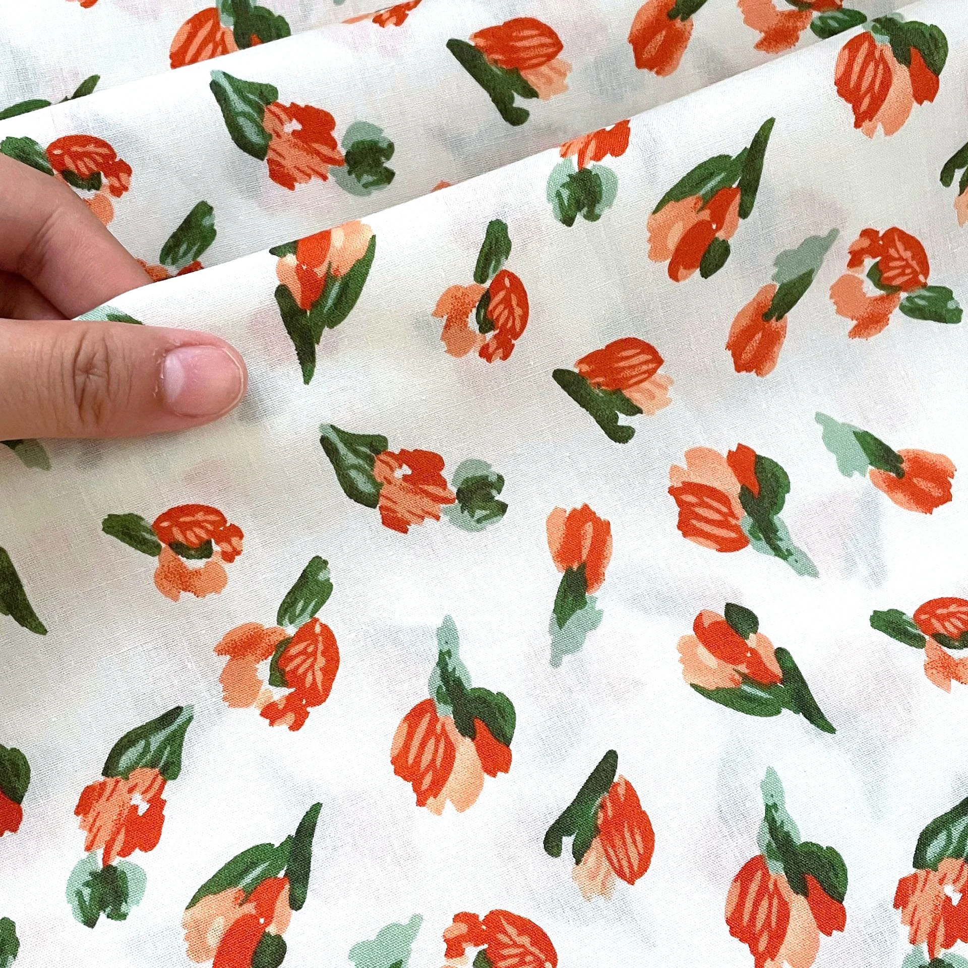 2022 News Cotton print fabric 110gsm tulip floral print fabric for kids dress