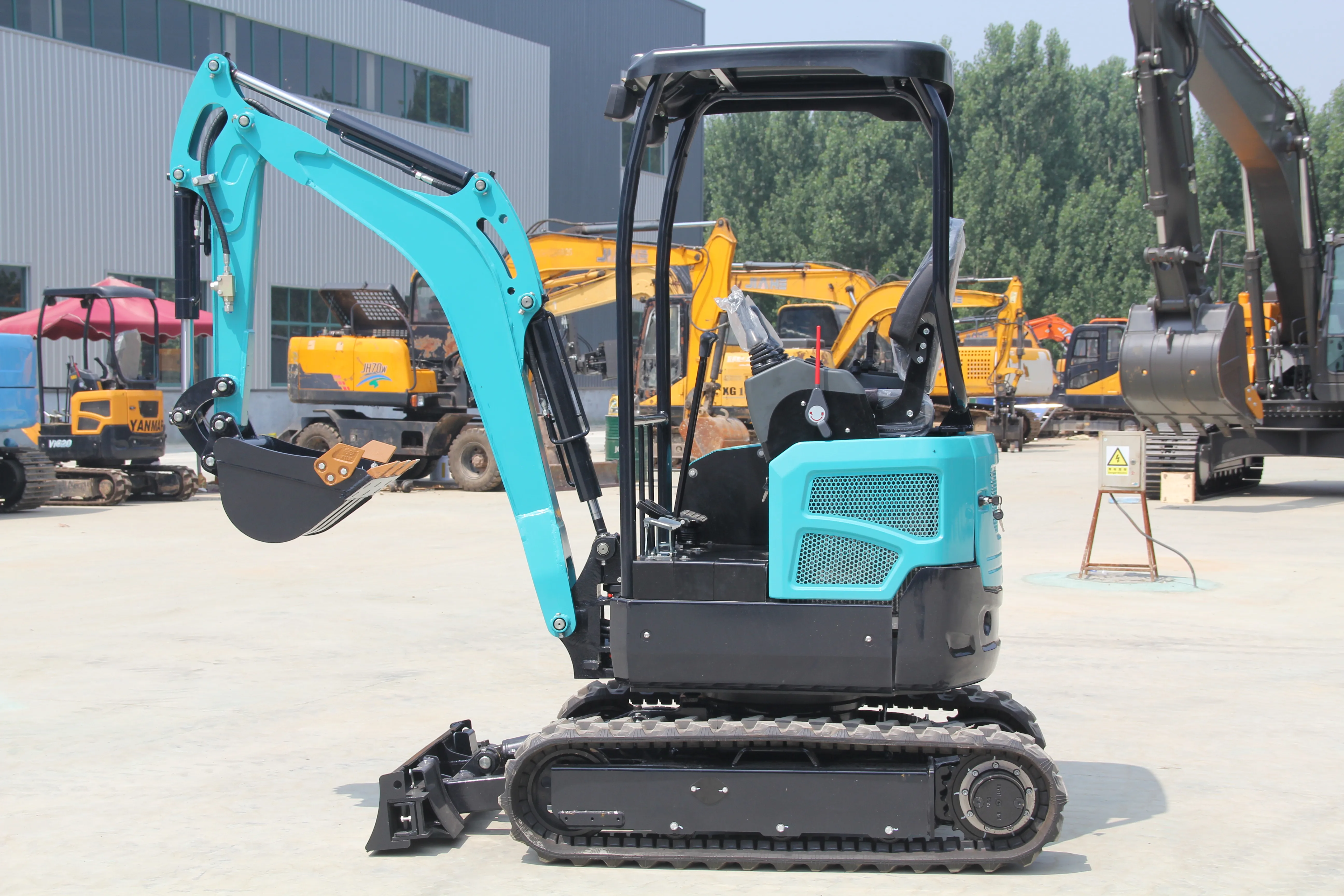 Free shipping cheap ce/EPA engine with cab small excavator 1.8 ton crawler excavator mini baager  2 ton excavaotors