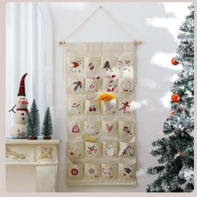 Wholesale 2023 Custom Wall Hanging Calendar Christmas Gift Numbered Pockets Sublimation Canvas Advent Calendar