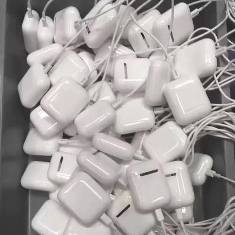 Newest wireless handfree wireless ear cup headphone headphone Factory Price