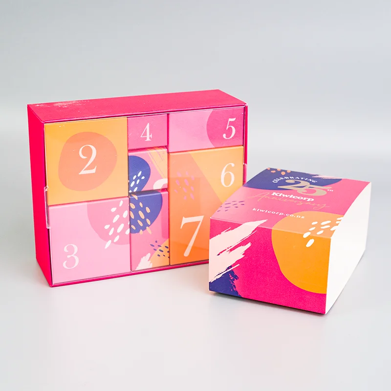 7 Days Custom Printed Empty Advent Christmas Calendars Beauty Cosmetic Set Advent Calendar