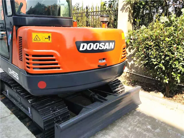 Б/у б/у мини-экскаватор doosan dh55 cons doosan55 5-тонный экскаватор с лопастной экскаватором 5 тонн