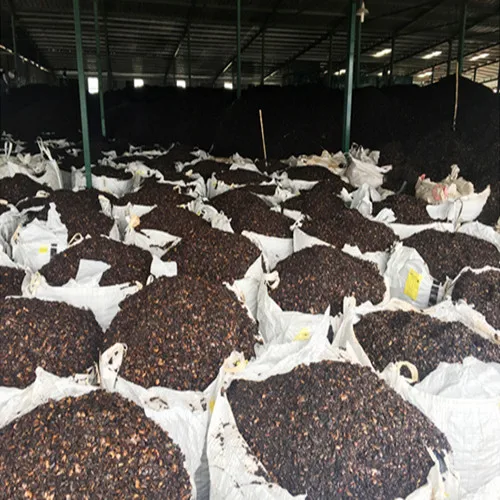 CHEAPEST PRICE CASHEW HUSK (BIG SIZE) FROM VIETNAM - AGRICULTURAL WASTE - HIGH QUALITY