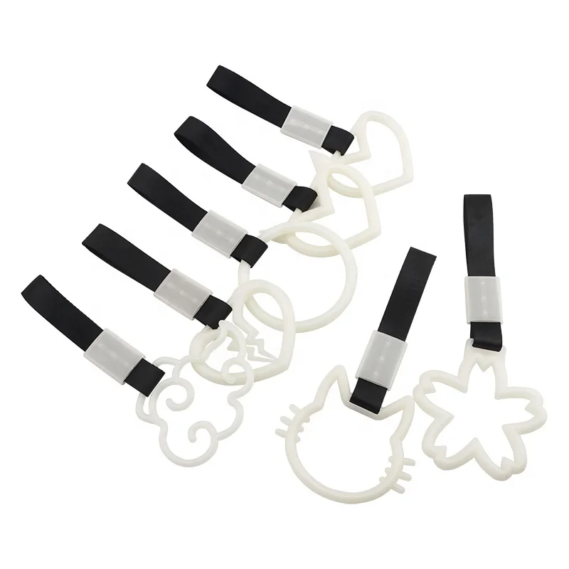 Universal JDM Demon Broken Heart Tsurikawa Ring Train Bus Handle Strap Drift Pendant Strap Glow Car Warning