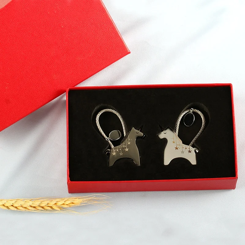 New Fashion Exquisite Metal Animal Unicorn Key Chain Dreams Horse Car Bag Pendant Keychain For Love Couples Gifts