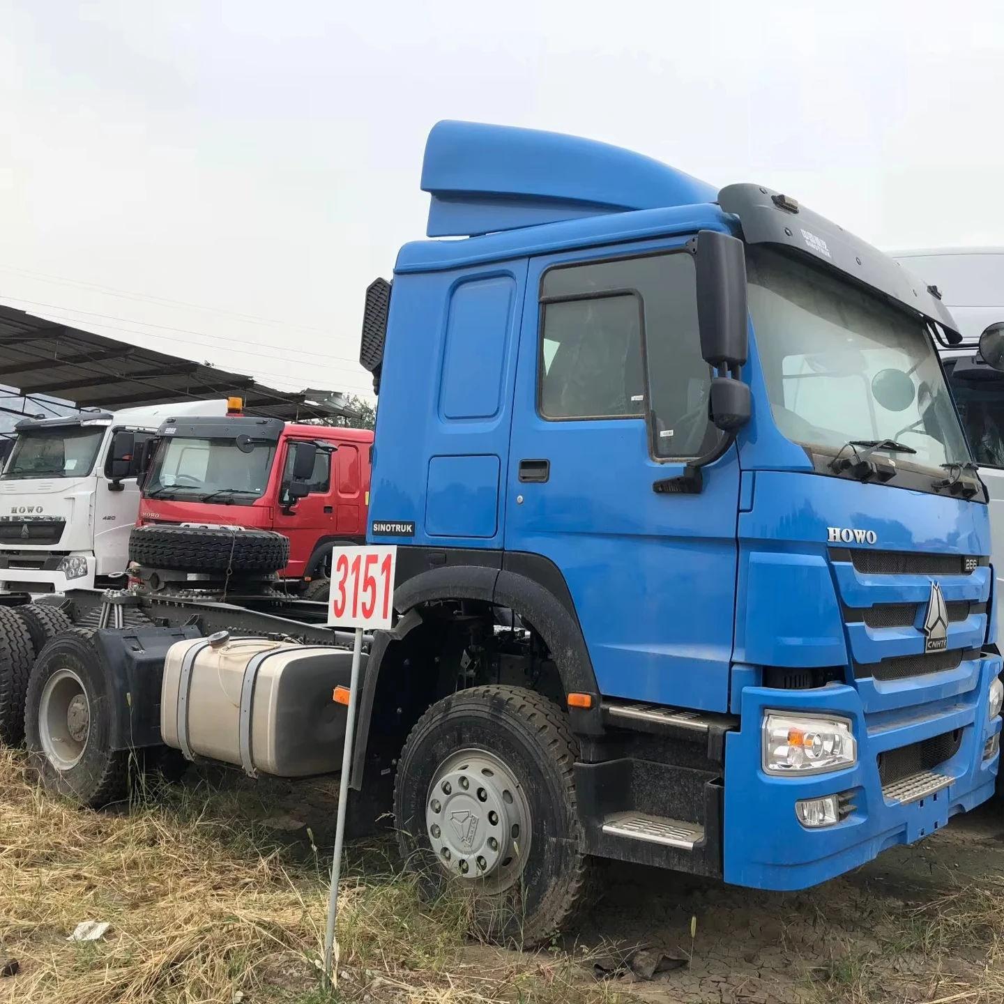 Горячая распродажа Sinotruk HOWO 6X4 тракторный грузовик howo тягач