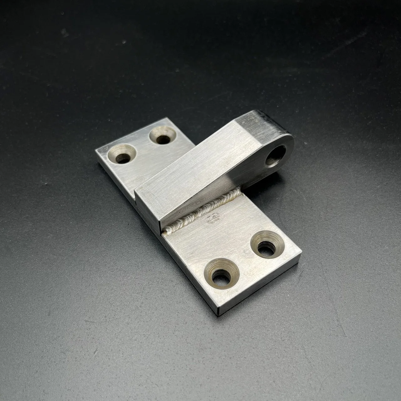 Высокое качество S45C из нержавеющей стали CNC фрезерный обрабатывающий центр на заказ гаджет для сварки и оборудования большой экспорт