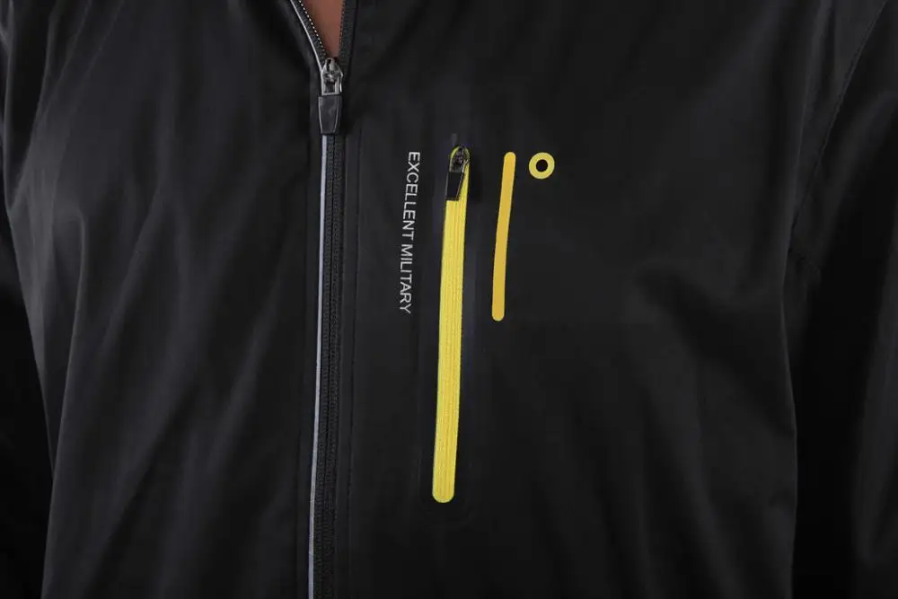 
polyester knitted black OEM service sports wear custom mens tracksuit with Chinese manufacturer 