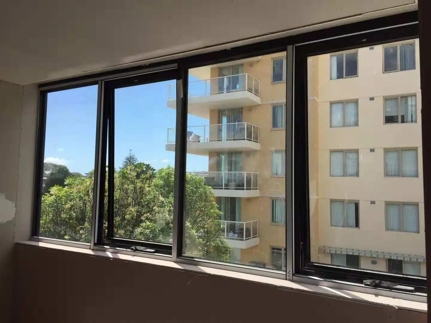 Modern Australia Standard Factory Price Double Glazed Awning
