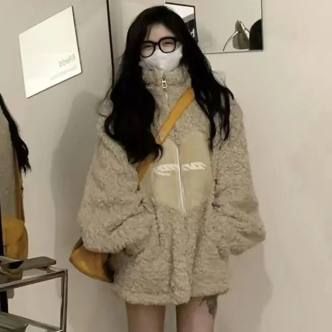 Luxury environmental protection imitation otter rabbit long fur fur coat women 2023 new mink fur coat factory direct sales.