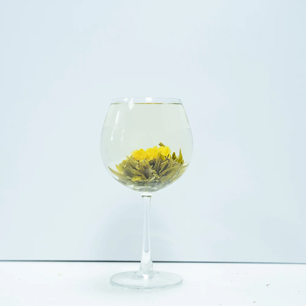 Бесплатный образец, сжатый цветок, зеленый чай, шарик, золотые цветы, полностью распускаются, травяной чай, набор для одноцветного чая