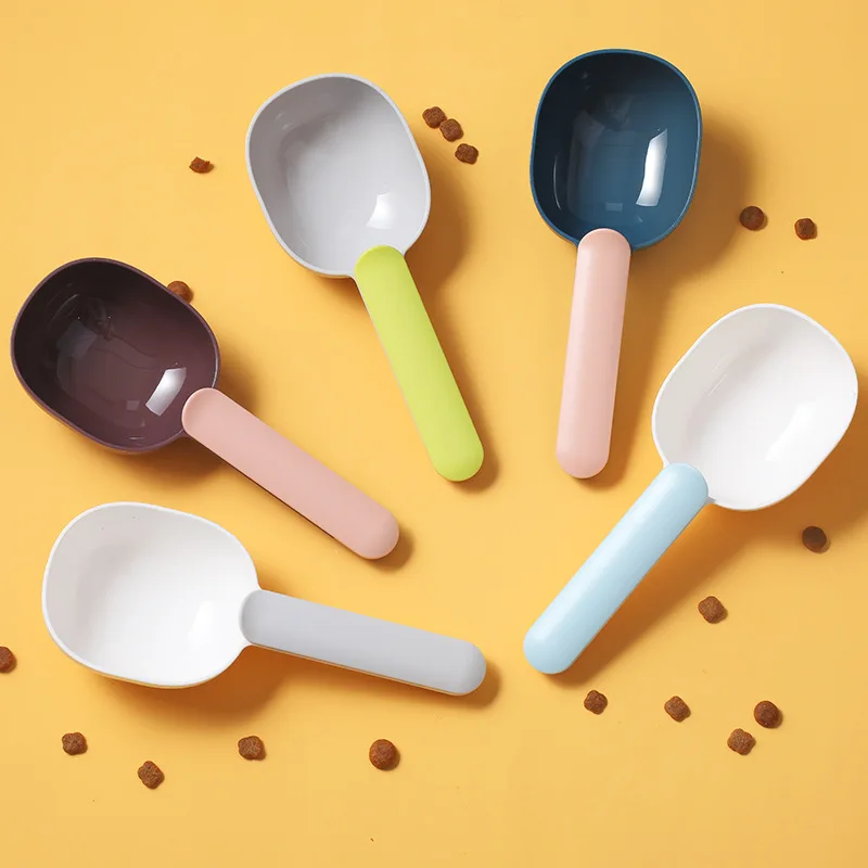 1 Cup Capacity Portable Multi-Function Food Shovel Scoop Small Plastic Measuring Spoon for Pets for Dogs and Cats