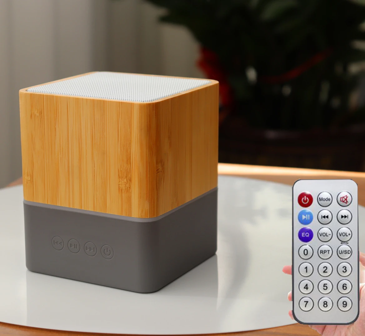 Square Mini Portable Bamboo Wooden bluetooth Wireless Speaker  Material Support TF Card Wireless Speaker