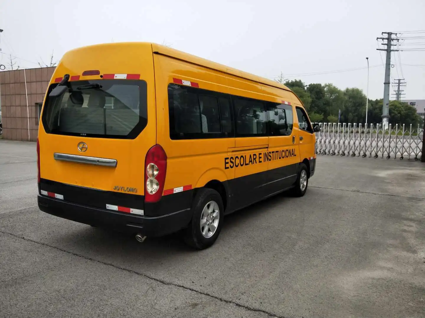 Dongfeng 50 Seats School Bus Yellow School Bus
