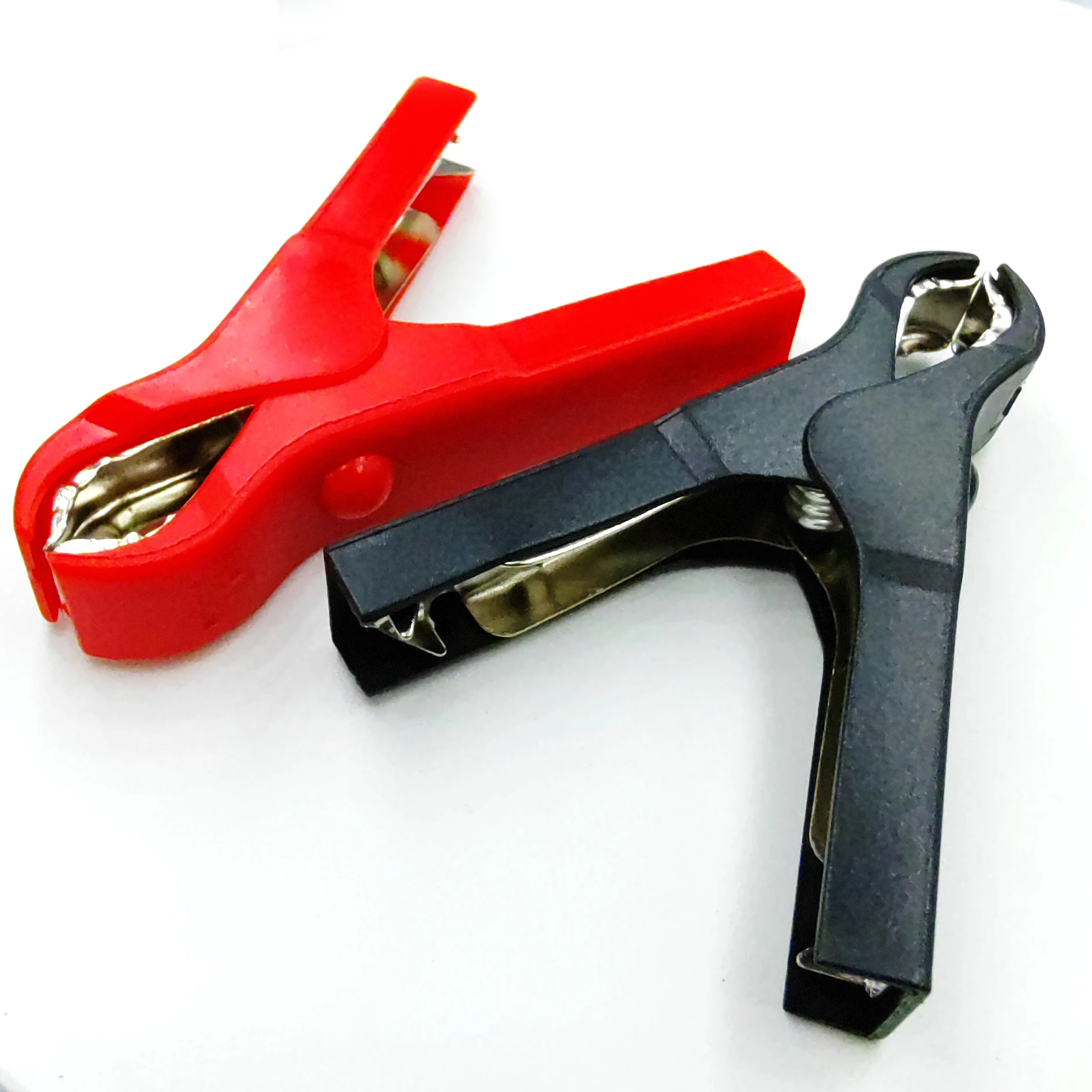 The crocodile clips Iron clip copper clip