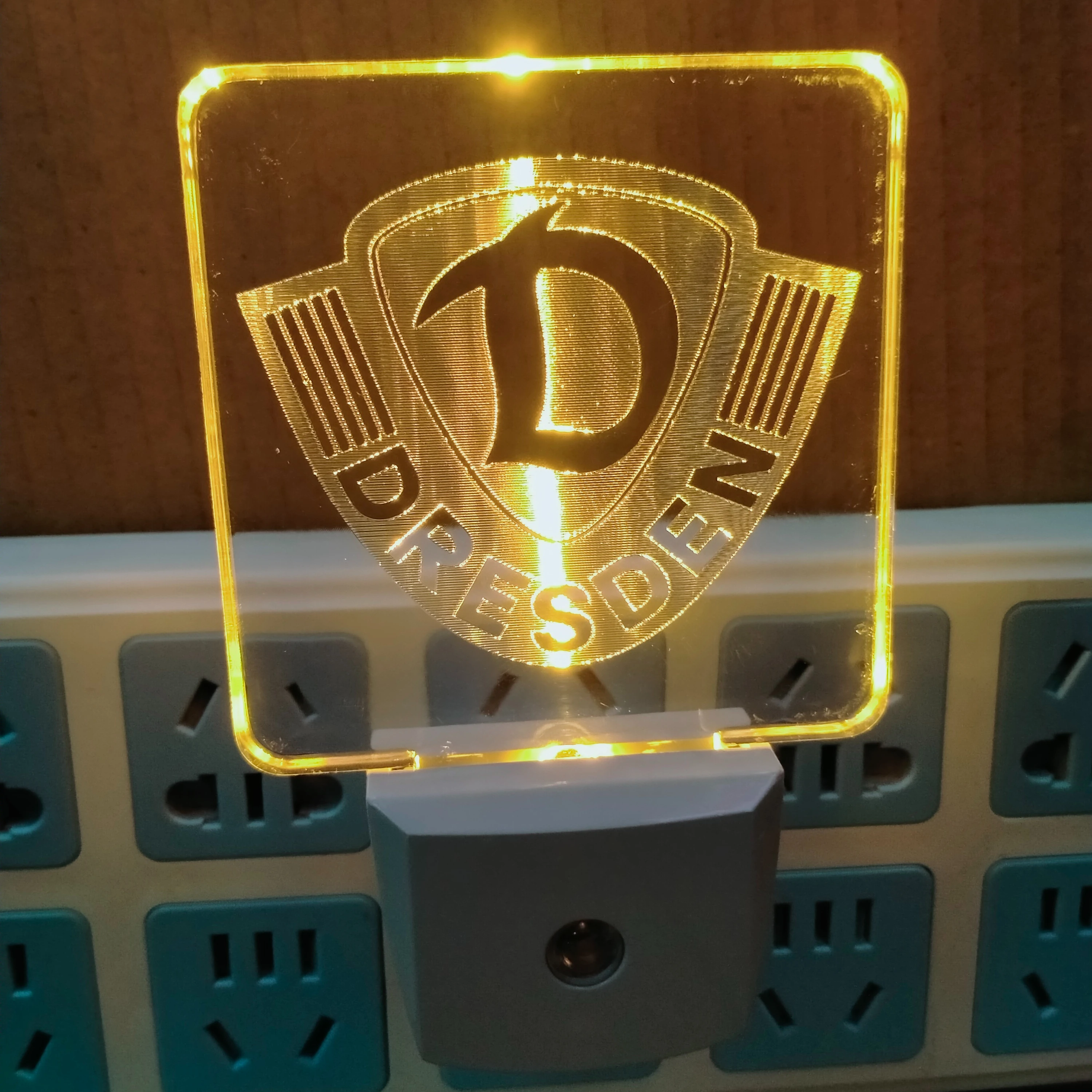 wholesale dusk to dawn sensor laser engraving plug in nightlight for hallway bedroom