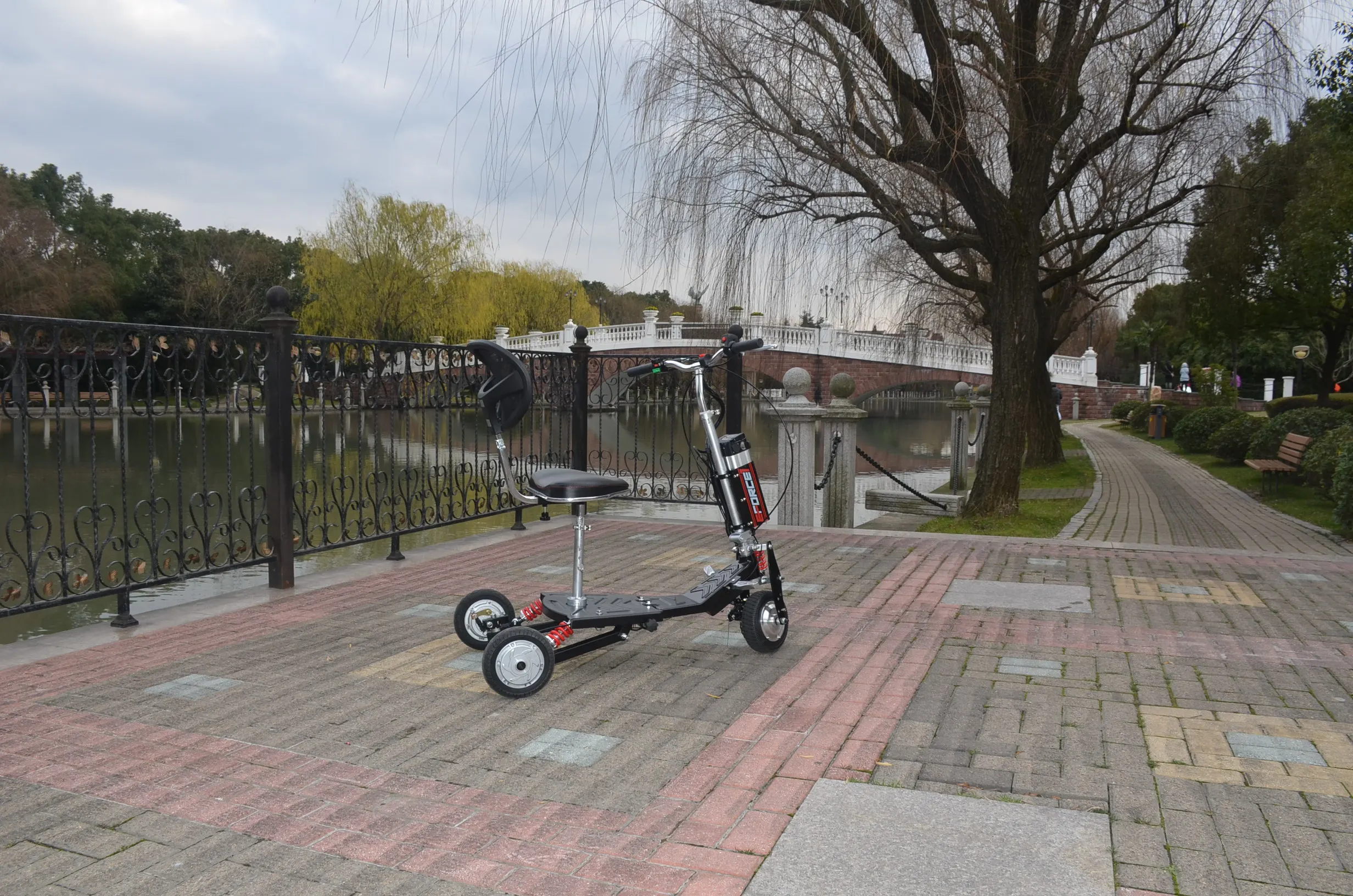 
GEWING Lightweight Electric Folding Mobility Scooter for Adults 