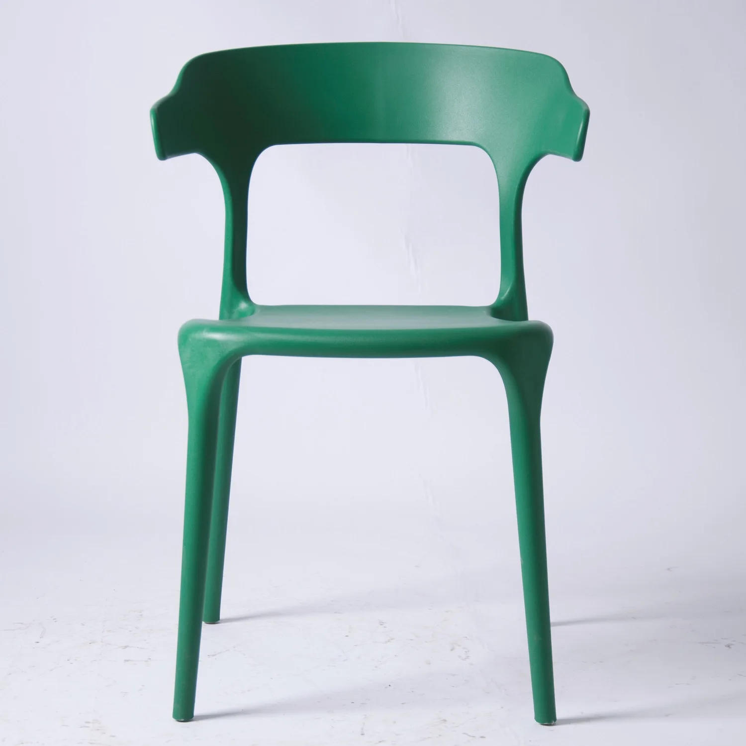 
Vietnam Wholesale full PP stackable coffee chairs colorful dining chairs with competitive prices. 