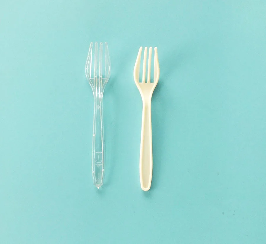 wholesale plastic  fruit fork  for daily use cake shop plastic disposal fork for promotional