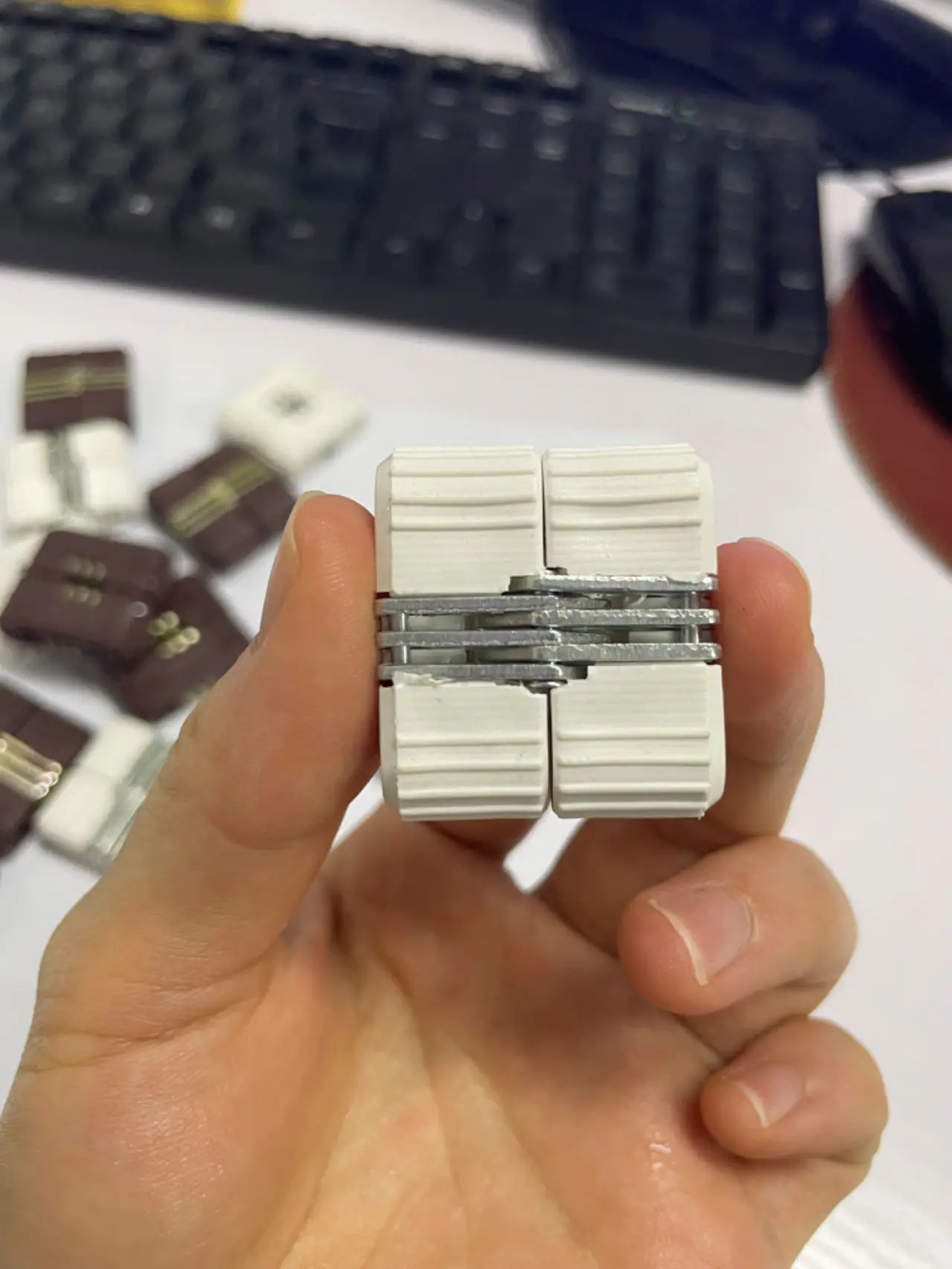 Plastic invisible hinge 180 degree concealed door hinge cheap price hidden door hinge