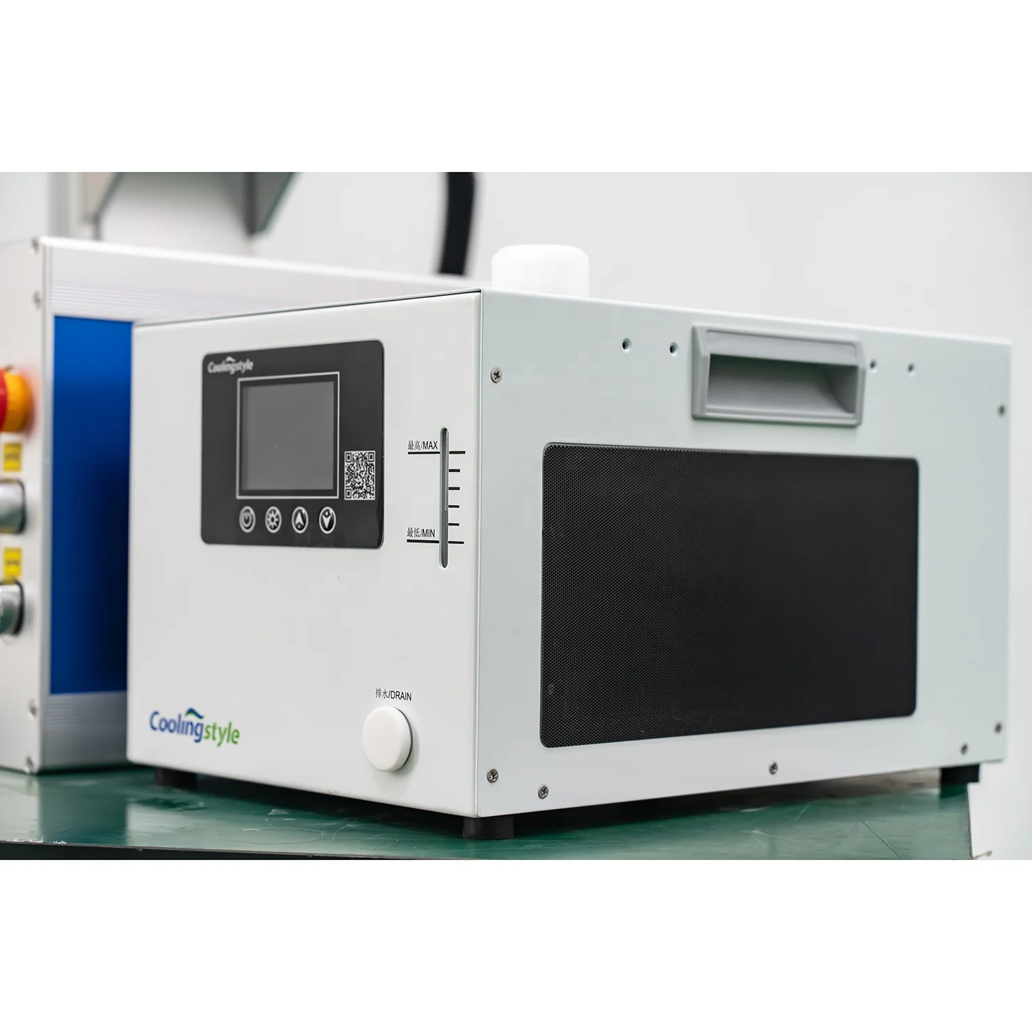 Professional level phone case glasses Perfume bottle Metal Plastic Leather  UV 3W 5W 355nm laser marking engraving machine