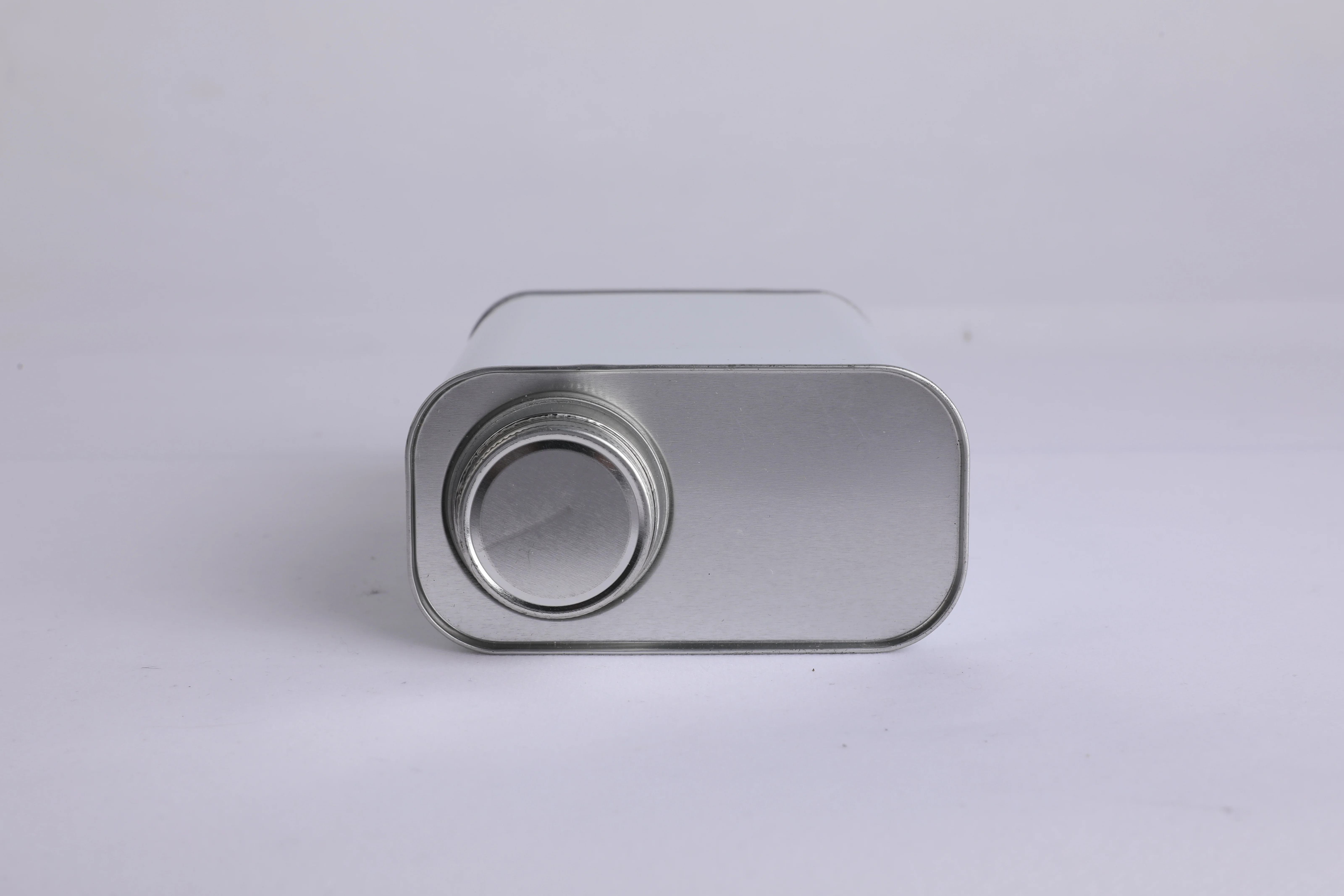 1L White-Coated Square Metal Can with 38 Threaded Ports