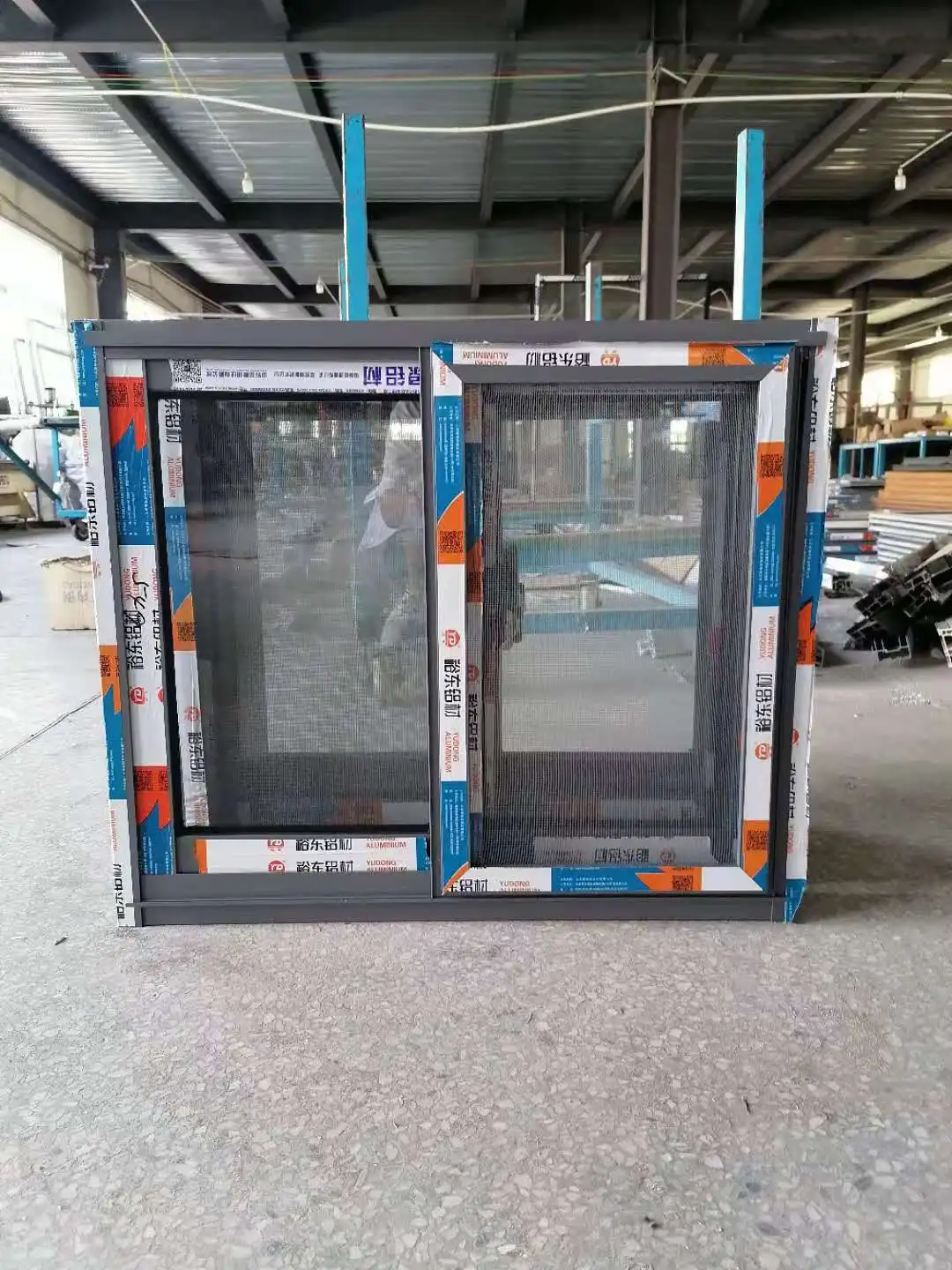 Cheap price Grey Color aluminum Sliding aluminium windows With single glass for villa