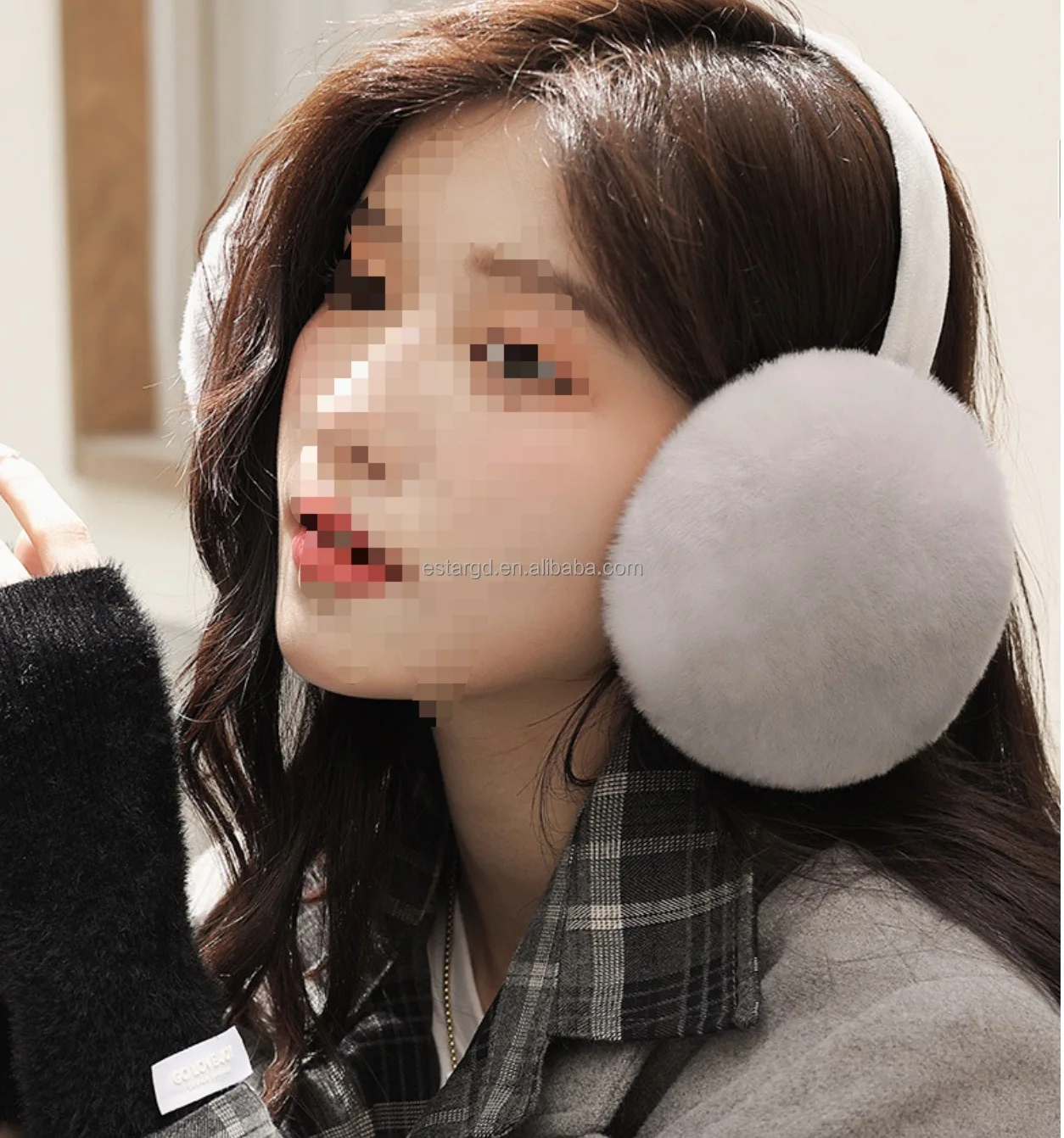 New warm earmuffs Versatile for autumn and winter Enlarge ear bags to thicken imitation rabbit plush