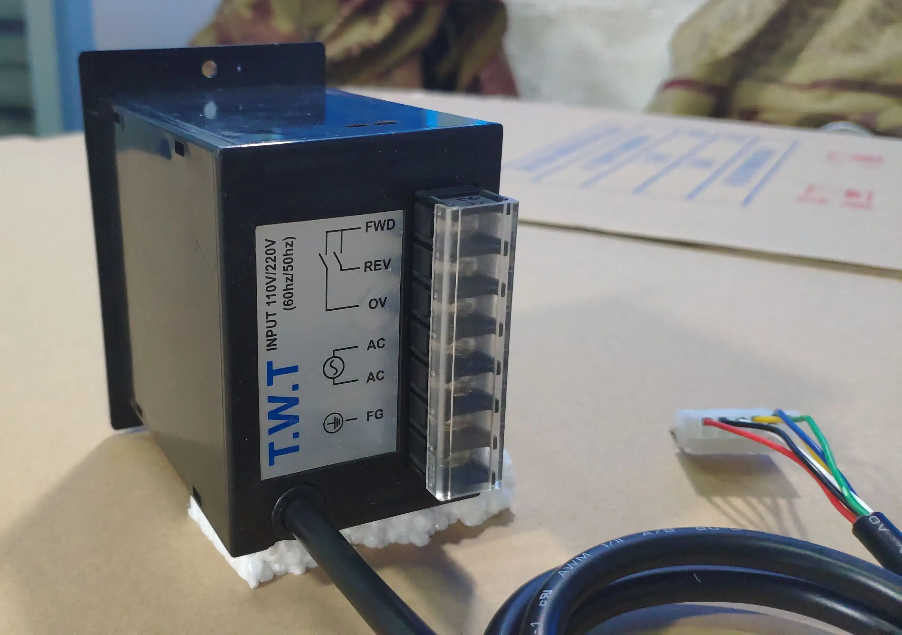 Plc controller programmable logic controller motor 1 phase speed controller electric speed