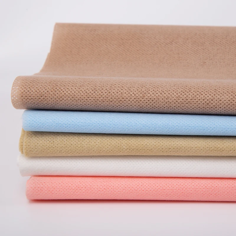 Ламинированные Нетканые прокладки спанлейс для пожилых людей с полиэтиленовой пленкой или воздухопроницаемой из ТПУ водонепроницаемые и не вызывающие аллергию материалы