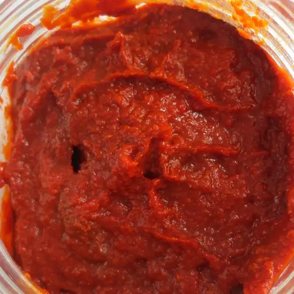 
Chinese good flavour natural no additive fine and coarse pure hot Chilli sauce from Factory Supplier 