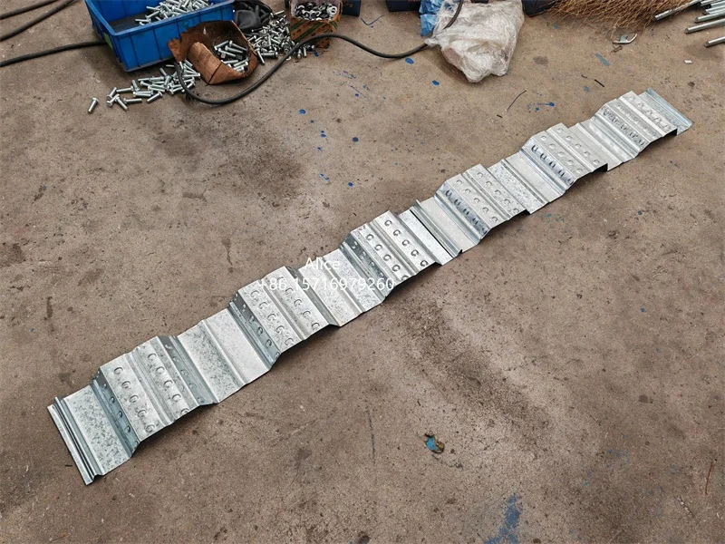 Popular USA metal floor decking machine 2 VLI 3 VLI Composite roll forming machine
