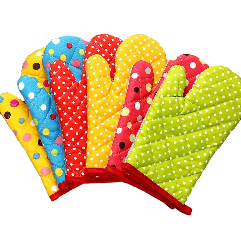 A2506 Creative dot kitchen thickened heat resistant cotton made microwave oven insulation gloves