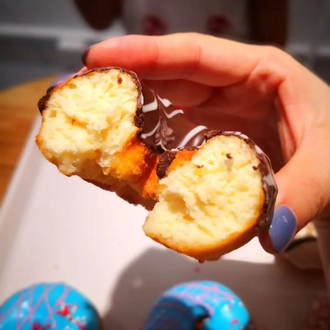 Hot selling automatic mini donut making machines in Shantou