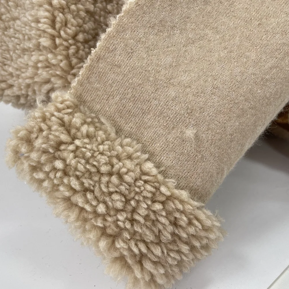 High Quality 525gsm Super Soft Sustainable Flannel Fleece Fabric 15% Polyester 85% wool Fabric