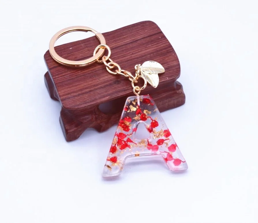 Personality Transparent Acrylic Gold Foil Alphabet Key Chain Crystal Pressed Dried Flower Letter Pendant Ring Charm Bag DIY