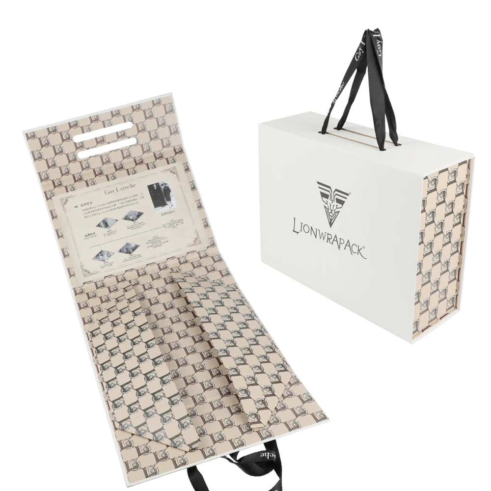 Branded Box Chip Board Insert White Hard Magnetic Clothes Gift Set Shoe Box Custom Printed Logo Folding Rigid Boxes LION