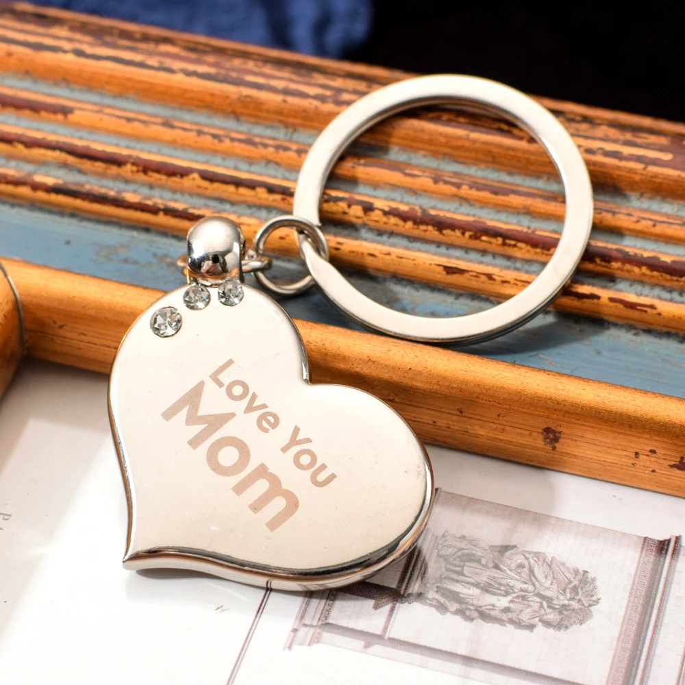 2021 High Quality Customised Love MOM Keychain Thank You Gifts Heart Shape Key Chain Mothers Day Gifts