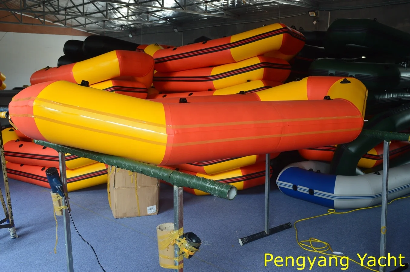 RB330 High quality durable using various  rowing  rafting river boats