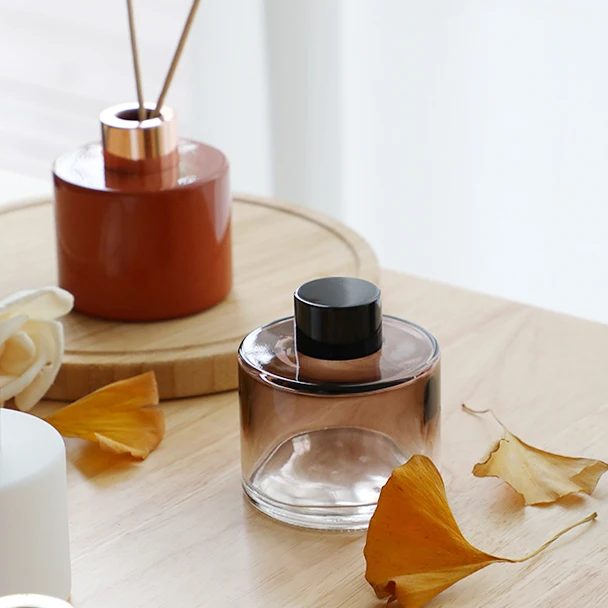 2023 New Product Fireless Aromatherapy Home Decoration Reed Diffuser Bottle Luxury Glass Diffuser Bottle