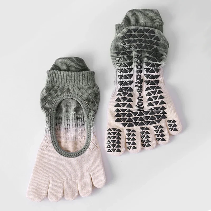 Supplier Super Quality  Custom Logo Breathable Non-slip Grips Women Low Cut Five Finger Pilates Yoga Socks