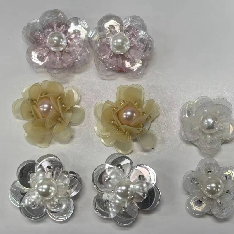 ZSY 2cm Sequined Flower Patches Pearl Flower Patches Sew-on Patches For Clothing Accessories