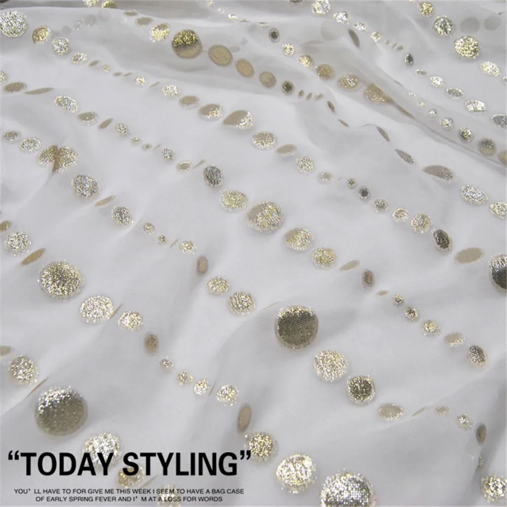 Modern Circle Pattern Newest Shiny Lurex Charming Pure Silk Metallic Jacquard Fabric for Lady Fashion Dress