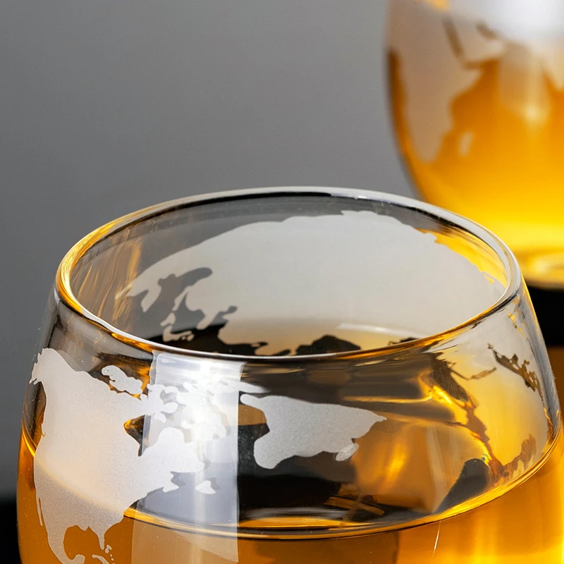Large-capacity  whiskey glass Globe shape glass for alcoholic cocktails Bourbon Vodka wine glasses