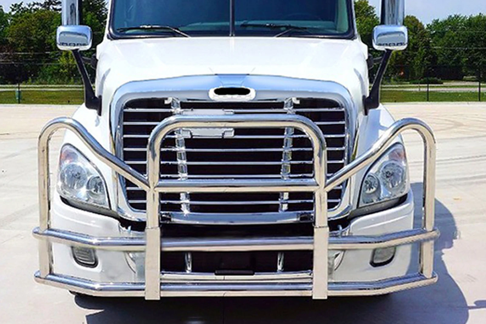 OEM 2023 American Parts Front Bumper deer Grille Guard  heavy duty truck bumper For Volvo Vnl 2004-2014